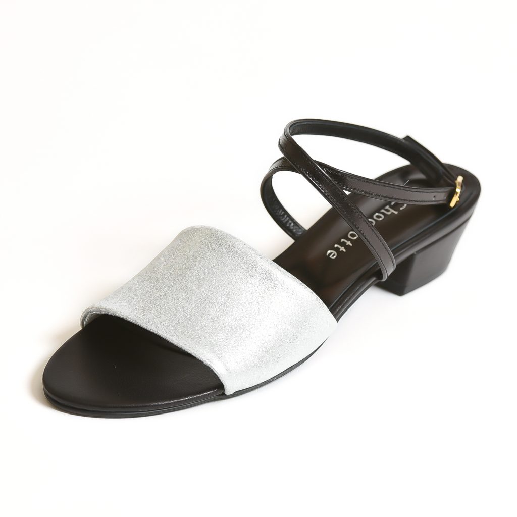 Lisa シルバーx黒 Lisa シルバーx黒画像